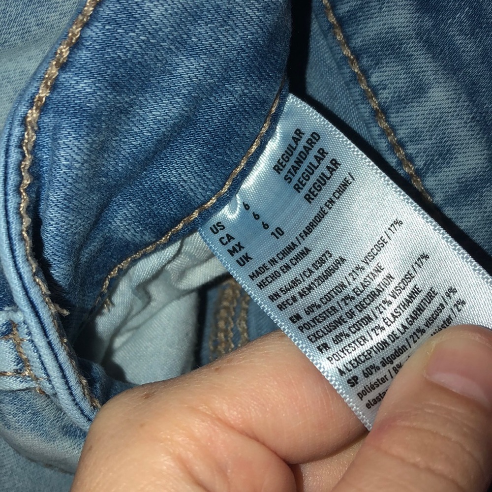 Jeans - Picture 3 of 4